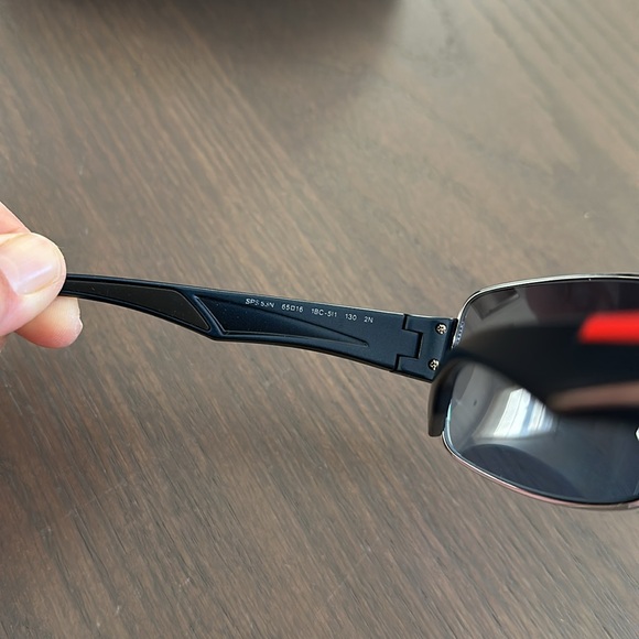 Prada Linea Rossa sunglasses - Picture 7 of 13